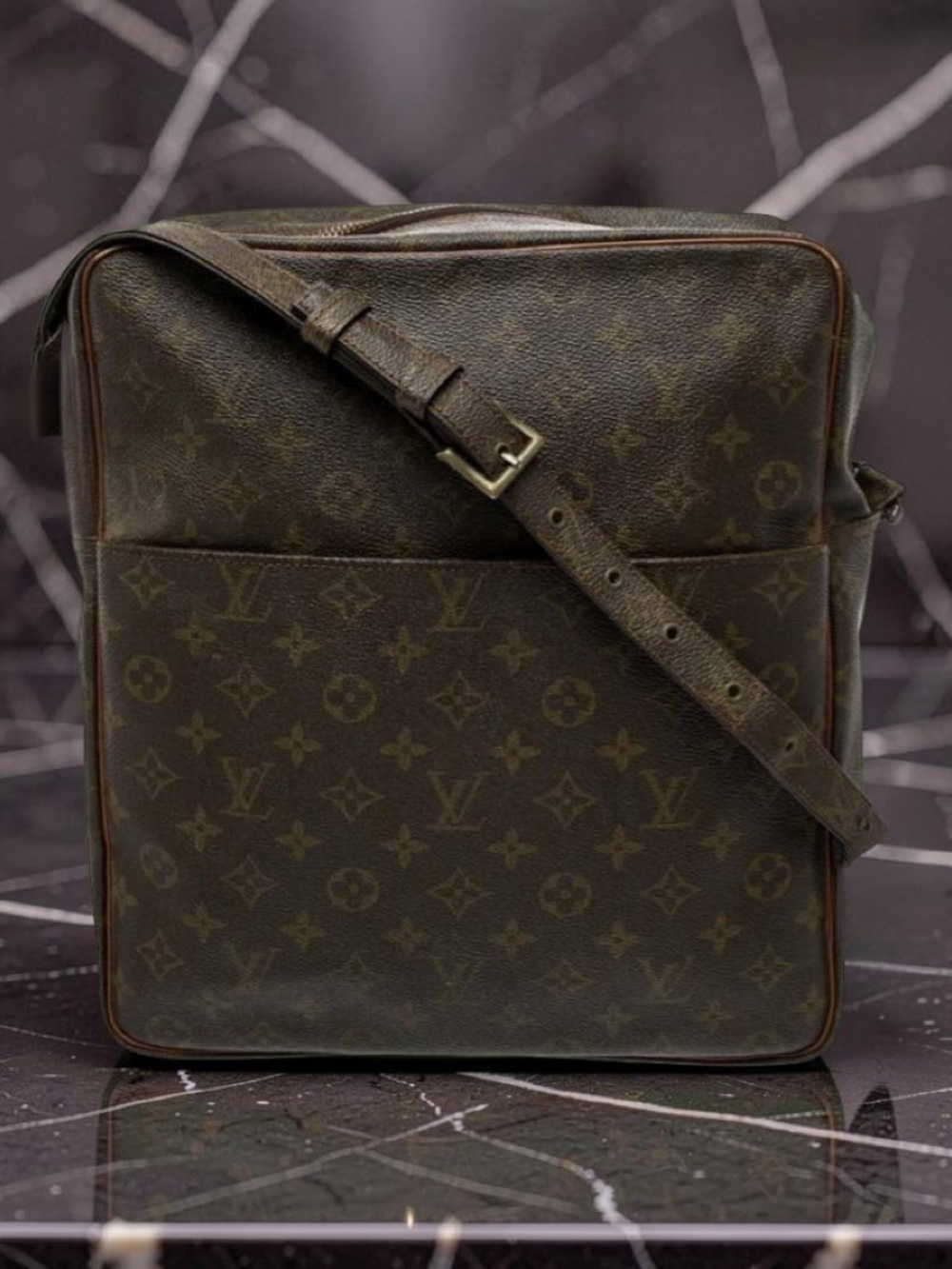 Louis Vuitton Brown Marceau GM 💼